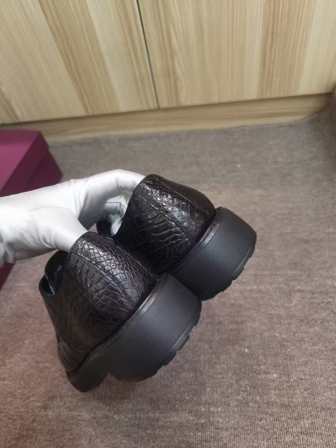 Luxuriöse Herren-Sneaker aus K – Men Shoes Official Bewertung und Preis