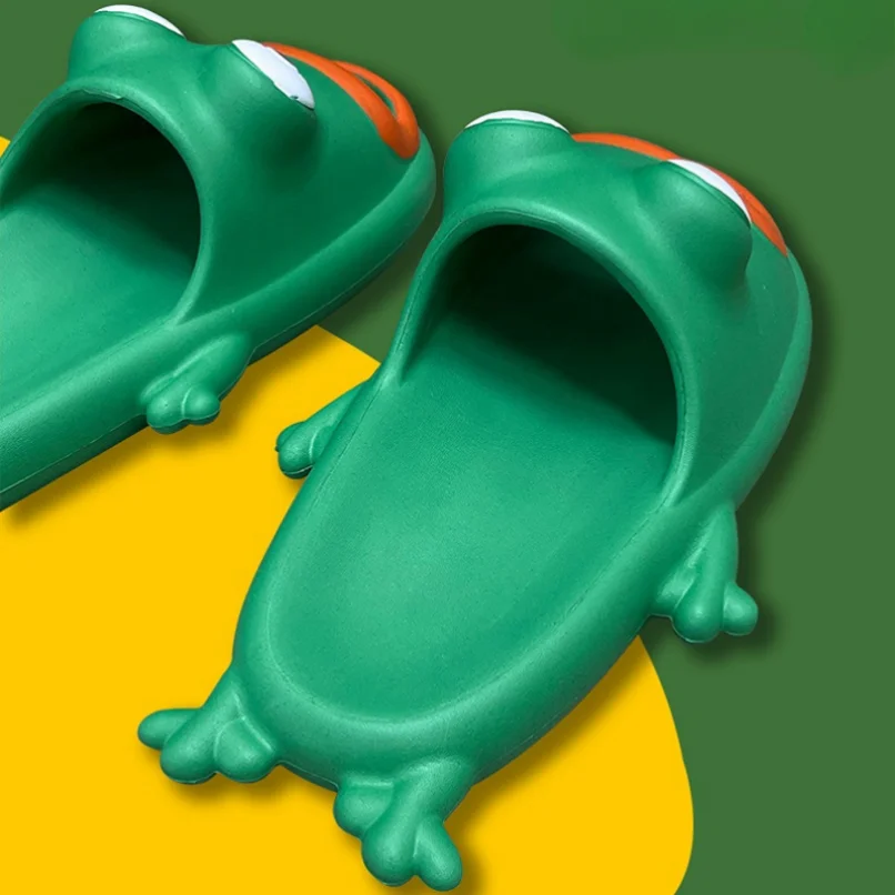 Frosch-Hausschuhe: Wolken-Sand – Sport Slide Men Bewertung und Preis