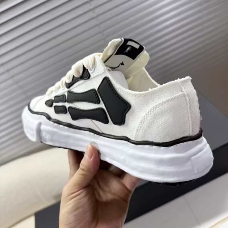 Dissolved Shoes für Damen und  – Men'S Shoes Increase Height Bewertung und Preis